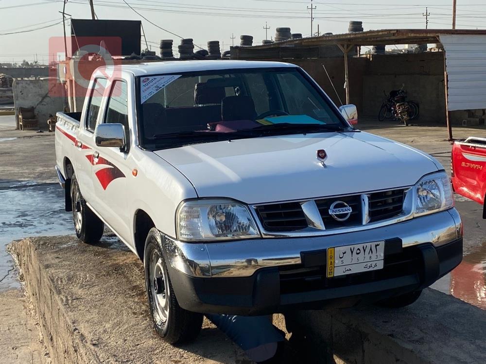 نيسان بيك اب